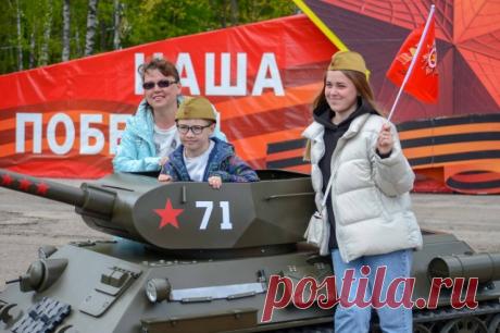 Нерабочий вопрос. Как выглядит число праздничных выходных дней в России. Один из социологических опросов зафиксировал: более половины россиян (54%) хотели бы, чтобы в стране стало больше нерабочих праздничных дней.