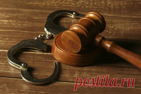 В Чебоксарах арестовали учительницу, устроившую поджог школы. Против учительницы завели уголовное дело по статье о террористическом акте.