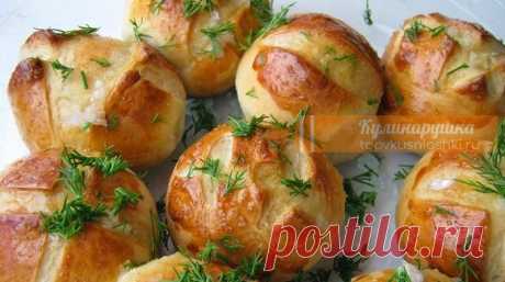 Аппетитные пампушки к борщу всего за 20 минут. Теперь не представляю свой обед без них Это отличная замена хлебу, да и готовятся они очень просто.