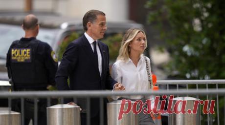 Американист Дудаков допустил, что Хантера Байдена помилуют после выборов. Политолог-американист Малек Дудаков назвал ожидаемым в беседе с RT признание присяжными сына президента США Хантера Байдена виновным по делу о хранении оружия. Читать далее