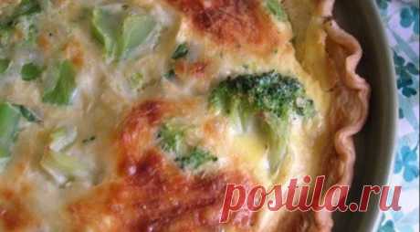 Киш с курицей и брокколи