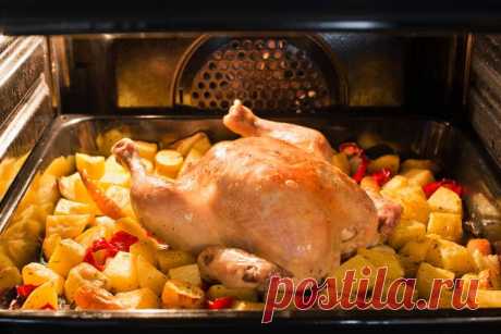 18 изысканных рецептов курицы с картошкой в духовке — MOJAKUHNJA.ru