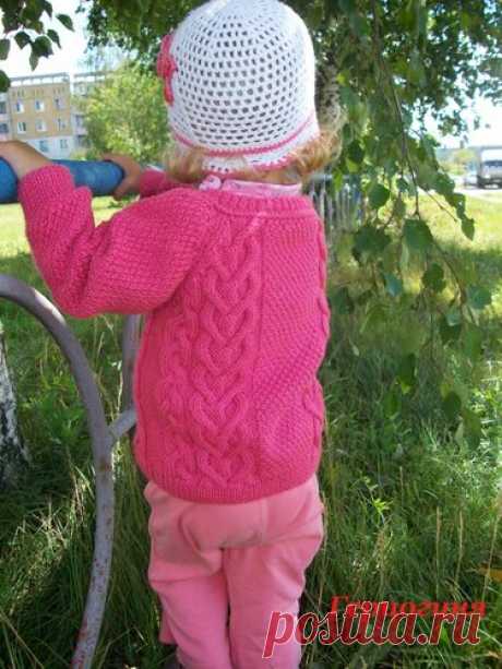 Кофточка для девочки (спицы)