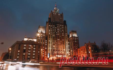 МИД заявил, что США не заинтересованы в разрешении кризиса на Украине. Поставки оружия на Украину странами Запада говорят об их незаинтересованности в разрешении кризиса, заявила официальный представитель МИД России Мария Захарова.