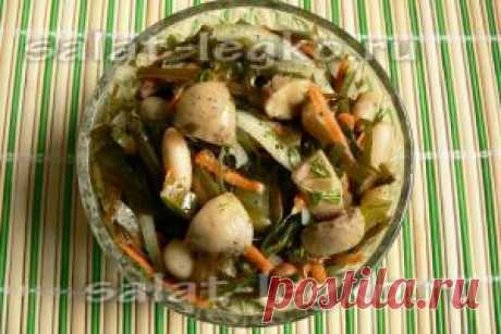 Салат с морской капустой и грибами: рецепт с фото