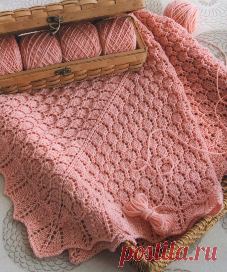 Плед
Этот красивый ажурный плед вяжется от центра в стороны. Вы можете связать плед большего или меньшего размера.
Размер пледа: 78,5 см х 78,5 см.
Дизайн: ANNA AL
Материалы.
350 г пряжи розового цвета плотностью 250 г/100 м
Круговые спицы 3,75 мм длиной 90 см
Набор чулочных спиц 3,75 мм
Маркеры
Обратите внимание.
Плед вяжется по кругу от центра к краям.
Описание работы.
Ажурный плед
На чулочные спицы наберите 8 петель и распределите их по 2 петли на каждую спицу....