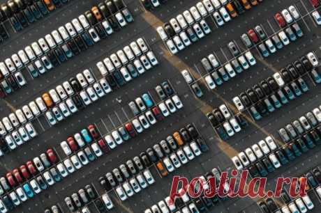 АЕБ опубликовала результаты продаж. Авторынок в РФ в июне вырос на 88,3%. Смогут ли продажи новых машин преодолеть психологический барьер в 1 млн штук?