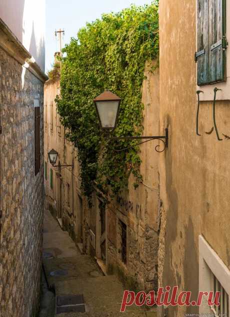 Херцог-Нови — лечебно-грязевой курорт в Боко-Которской бухте