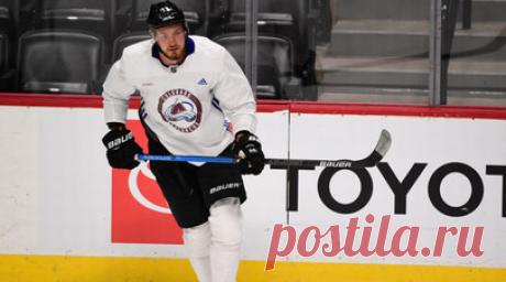 Терещенко: партнёры по команде и главный тренер «Колорадо» верят в Ничушкина. Трёхкратный чемпион мира по хоккею Алексей Терещенко оценил игру российского нападающего «Колорадо Эвеланш» Валерия Ничушкина в текущем сезоне Национальной хоккейной лиги (НХЛ). Читать далее