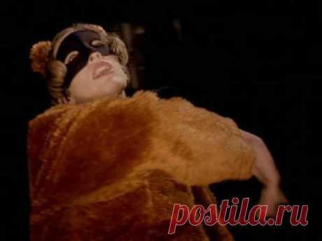 ▶ Annie Lennox - A Whiter Shade of Pale (Remastered) - YouTube