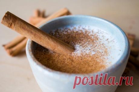 КЕФИР
КЕФИР + СПЕЦИИ = МИНУС КИЛОГРАММЫ