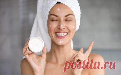 Несколько способов избавиться от чёрных точек Чёрные точки на коже — распространённая проблема, с которой сталкиваются многие. Причинами их появления часто становятся неправильный уход за кожей, несбалансированное питание и гормональные сбои....