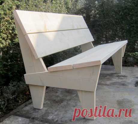 Дачная деревянная скамейка Дачная деревянная скамейкаДля большего комфорта можно&nbsp; сделать чехол с прослойкой синтепона.