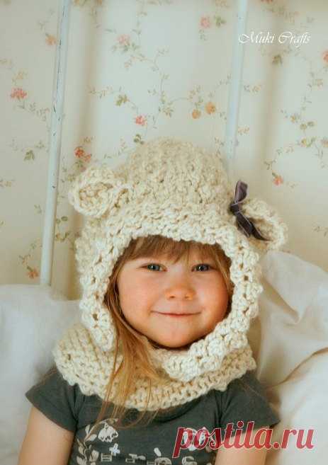 KNITTING PATTERN hooded cowl sheep Ulla knitted flat (baby, toddler, child, adult sizes) This is a knitting pattern for hooded cowl Ulla with cute little ears. The hooded cowl is worked flat, bottom up with super bulky yarn. You can decorate the hood with velvet ribbon and buttons. Perfect to wrap up those cold autumn and winter days and look cute. *** This listing is only a PDF PATTERN in ENGLISH and not a finished product ***  Sizes: baby/toddler/child/adult  Skill level...