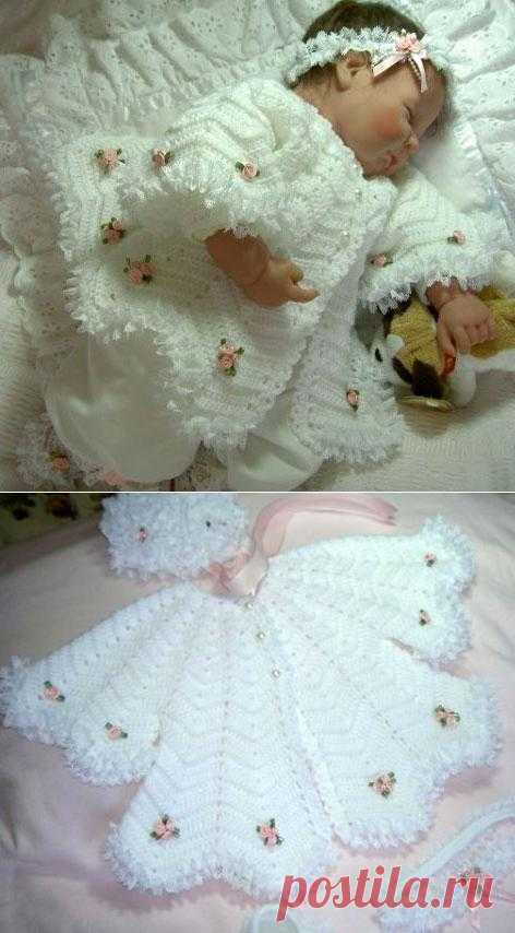 Крестильное платье для малышки крючком.