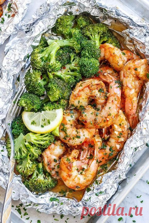 Shrimp and broccoli