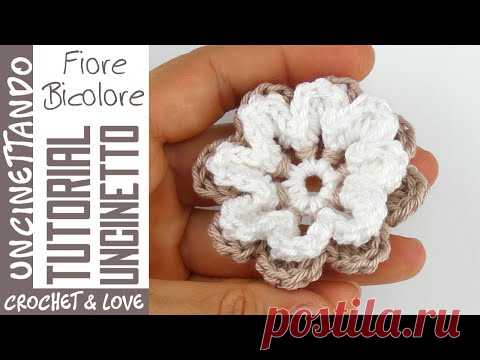 Tutorial Uncinetto - Fiore con 2 Giri di Petali Facile all'Uncinetto - YouTube