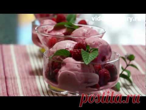Малиновое мороженое (парфе) - Видеокулинария.рф - видео-рецепты Бабушки Эммы