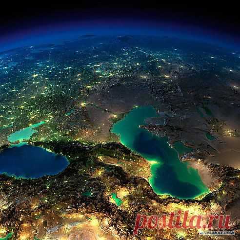Каспийское,Черное Азовские моря из космоса