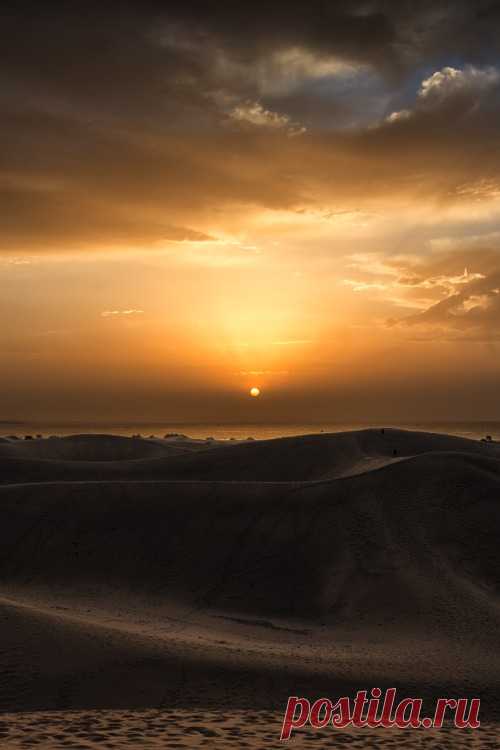 Twilightsolo - sundxwn: Maspalomas sunset by Juances