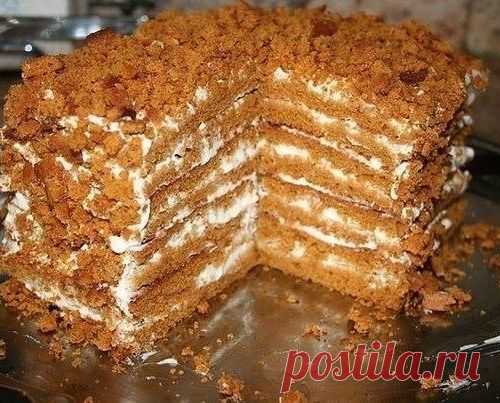 Простой медовый тортик, для тех, кто не любит раскатывать тесто