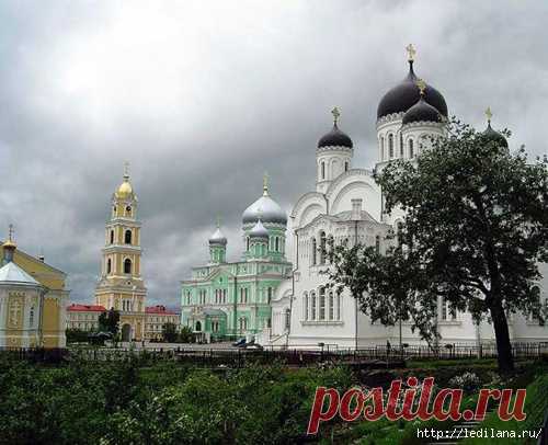 7 монастырей России, которые должен посетить каждый