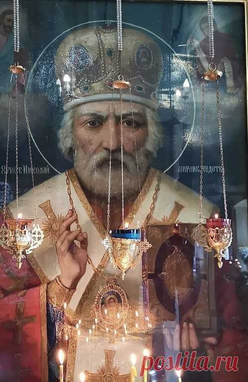 Редкая икона Николая- чудотворца из храма на Смоленщине. 
Сохраните на страничке, да пребудет с вами благодать Божия!!!
