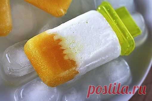 Фруктовое мороженое с йогуртом и апельсином.