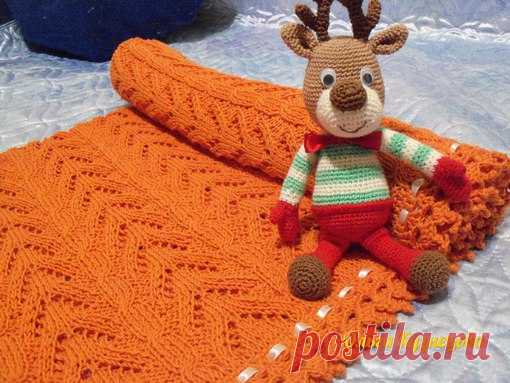 Детский плед спицами.
Обвязка края крючком.
Пряжа VITA SOFT COTTON. Состав пряжи хлопок 100%. 50 г / 175 м.
Использованы спицы № 3, крючок № 2,5.
Расход 300 гр
Автор Ольга Кузнецова.