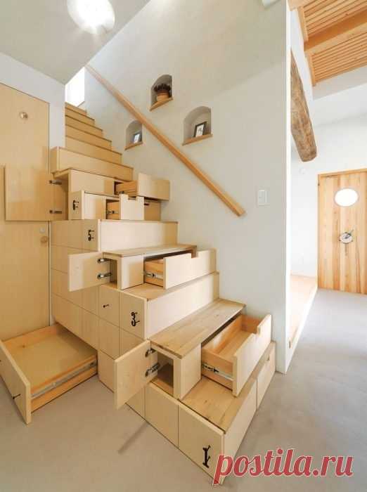 Шкаф из лестницы: место не должно пустовать — Сделай сам, идеи для творчества - DIY Ideas