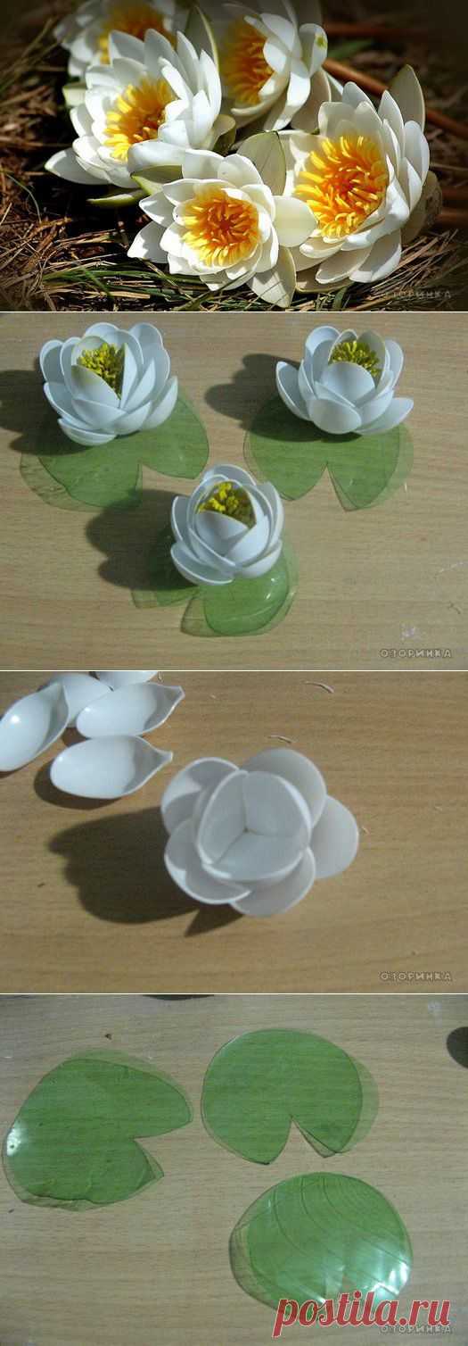 Как сделать красивую лилию из переработанных пластиковых ложек и бутылки | www.FabArtDIY.com