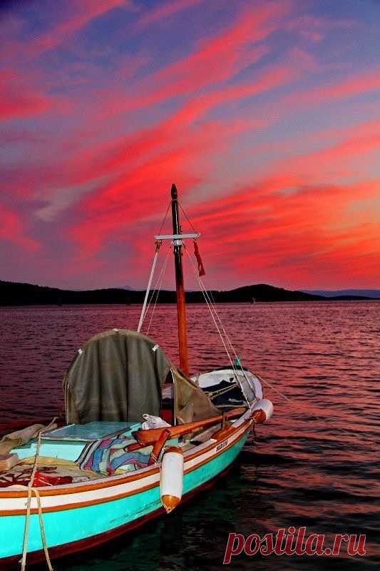 Путешествуем на лодке. Путешествие на лодке. Лодка путешествовать. Вид лодки для путешествия. Лодки путешествие по морю Турция.