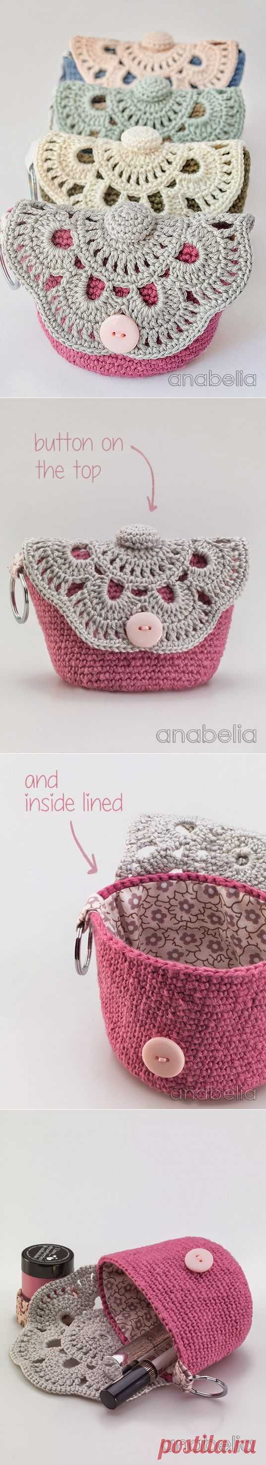 Anabelia craft design: DIY: MakeUp crochet pouches