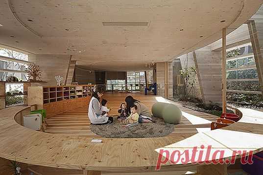 Serene Peanut-Shaped Nursery School Encourages Youngsters to Explore Nature in Hiroshima | Inhabitots