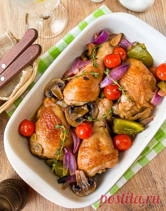 Куриные бедра, запеченные с овощами | Вкусный блог - рецепты под настроение