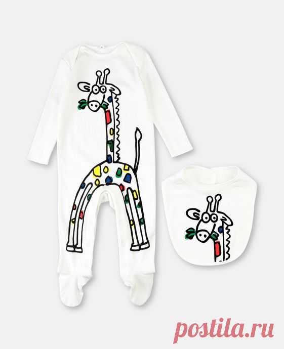 Cotton Rib Giraffe Set Playsuit & Bib - Stella Mccartney Kids Discover the Unisex's White Cotton Rib Giraffe Set Playsuit & Bib at Stella McCartney. Free standard shipping is available on all orders. Shop online now.