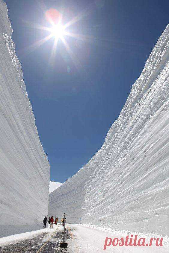 Snow road, Tateyama Japan