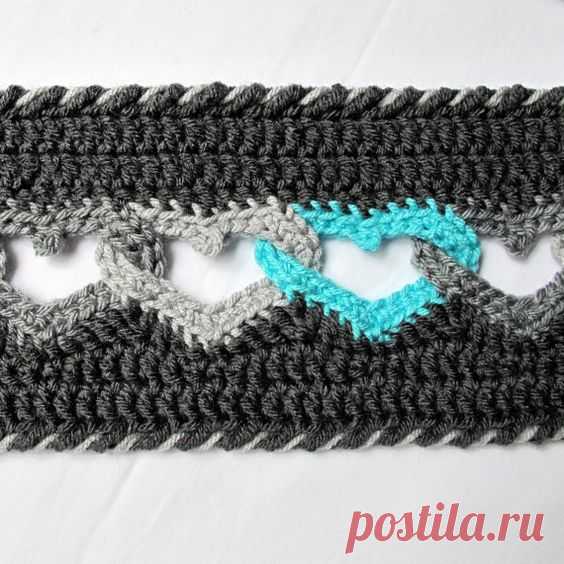 CROCHET PATTERN - Sweetheart Scarf - a crochet heart scarf pattern, linked heart scarf pattern, infinity heart scarf - Instant PDF Download