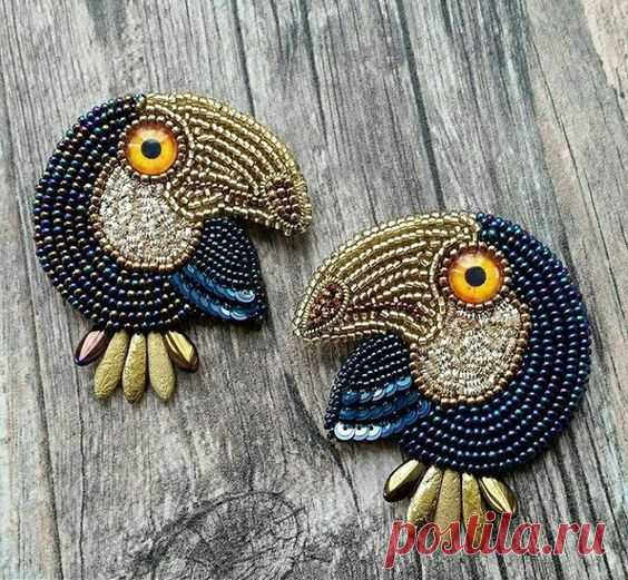 (9) Bead embroidered birds ! | Brooch