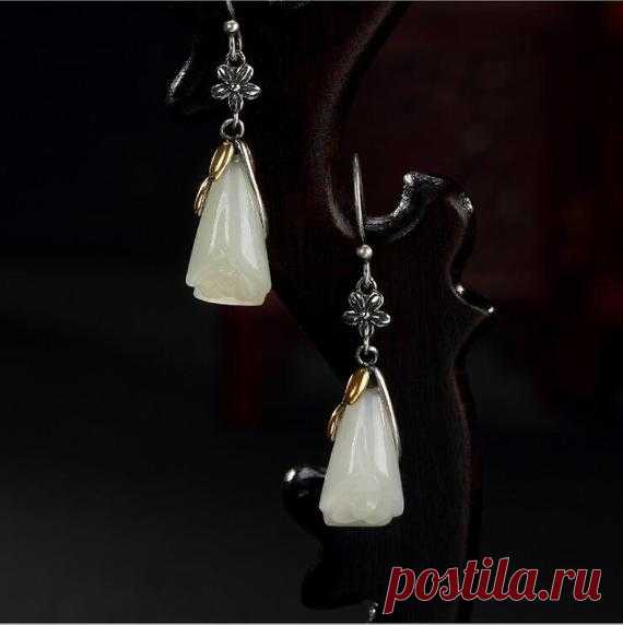 White Hetian Magnolia Earrings / 925 Silver Inlay Earrings / Vintage Fashion Earrings / Christmas Gifts Bridal Gifts / Gifts for Wives Product Details:  Material: Hetian jade, 925 silver  color: White  Shape: Orchid  Size: earrings length 39, width 9mm  Weight: 4.5 grams  Translucent: translucent  Symbol: Good luck to you