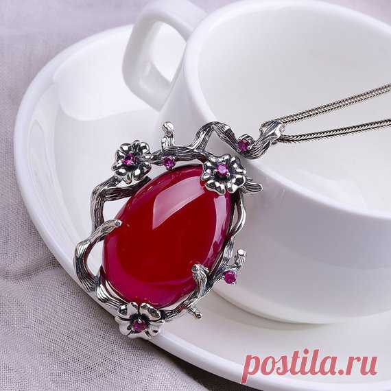 925 Silver Lady Sweater Necklace/Water Drop Red Corundum Pendant  / Charm Necklaces / Christmas Gift / Plum Necklace Product Details:  Material: 925 silver, red corundum  color: red  Shape: water droplets  Size: red corundum length: 3.4cm width: 2.2cm  Pendant length: 5.5cm width: 3.6cm.  Weight: 27.8 grams  Translucent: translucent  Symbol: Good luck to you