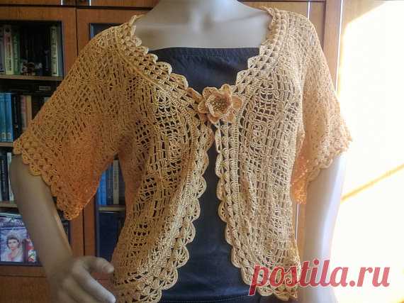 knitted bolero crochet, for women, gold color Crocheted crocheted bolero in a romantic style. Light and airy will give femininity and elegance to the image. Bolero can be worn over a dress or sundress. It looks beautiful both with a skirt, and with trousers.   size: S-M Color is gold Material: viscose silk.