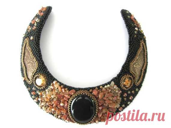 (1) Statement necklace, beaded embroidery necklace, beaded necklace, onyx cabochon, black, goldstone, cuff necklace, victorian, handmade | Вышивка Бисером, Манжеты…