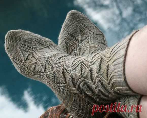 Вязание: носочки спицами