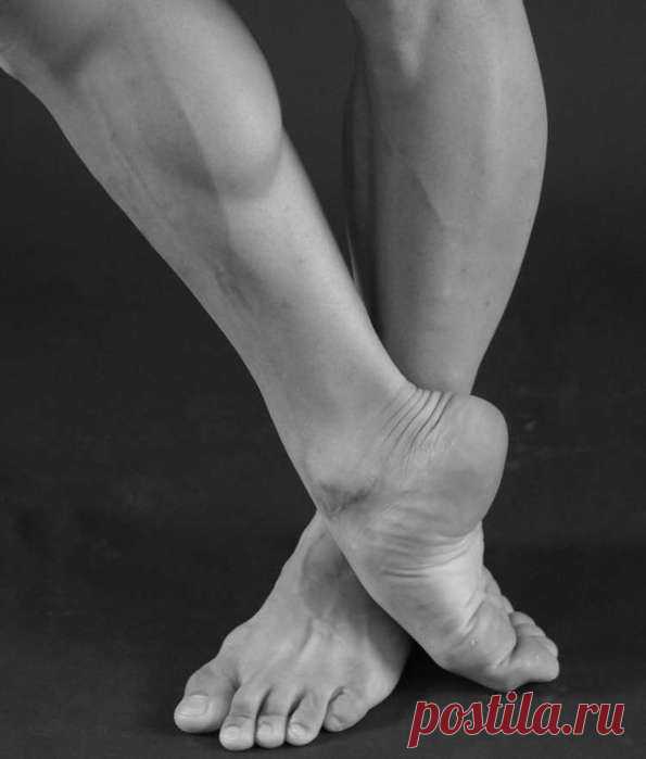 Упражнение Цурай от ортопеда Нанкамура от усталости в ногах
