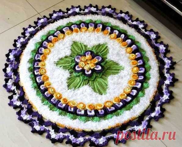 Вяжем коврик крючком из цветочных элементов. Схема коврика для дома крючком. | Домоводство для всей семьи