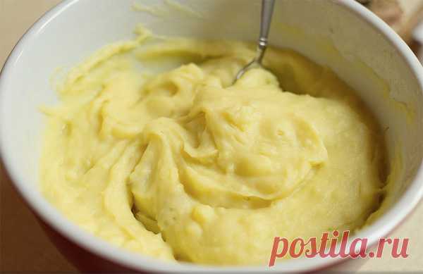 9 правил идеального картофельного пюре 



Пюре из картофеля – это классический гарнир, который любят во всем мире. Блюдо только с виду кажется простым, но отварить картофель, размять его и добавить дополнительные ингредиенты тоже надо уме…