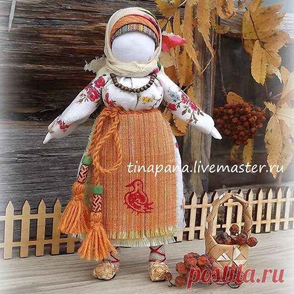 Мастерим из ткани очень красивую народную куклу «Рябинка» — Сделай сам, идеи для творчества - DIY Ideas