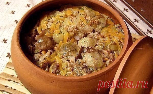 Обалденные блюда в горшочках: самые вкусные 9 рецептов