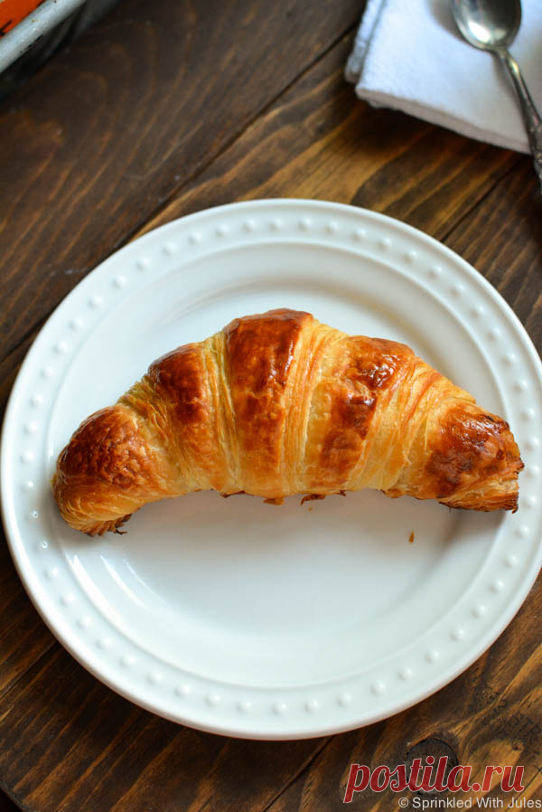 I have spent many hours perfecting this recipe. With the right ingredients, proper technique, and lots of love, these delicious buttery flakey croissants are just a few steps away. While homemade croissants seem like a daunting difficult task, they really are not! They just take time, and require pa